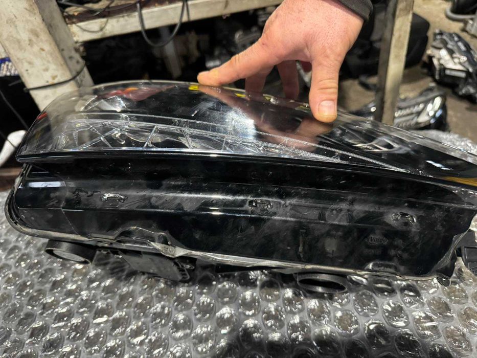 десен фар Skoda Scala 2024г.