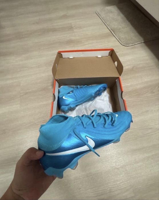 Nike Phantom 43