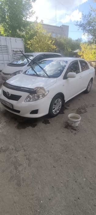 Тойота Королла 1,6