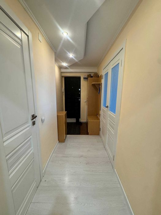 Продам квартиру Абая 135