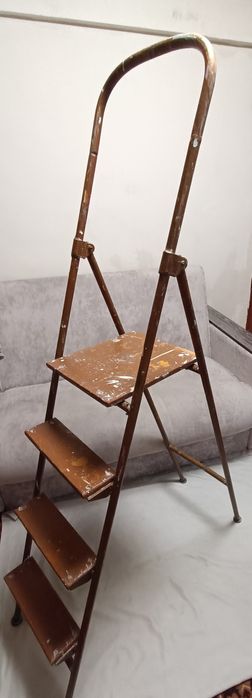 Доска гладильная .