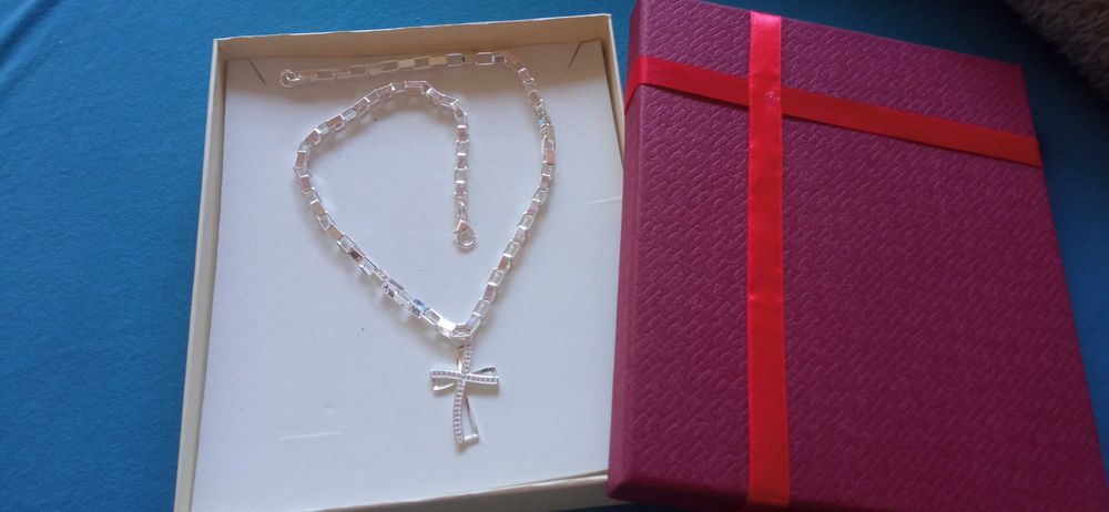 Нов, масивен, сребърен комплект( или само ланец. Много модели, кутия.