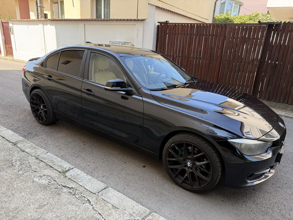 BMW SERIA 3 f30 2012 automat 318d