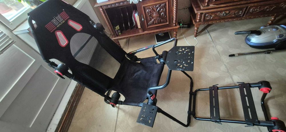 Cockpit portabil Racing Simulator