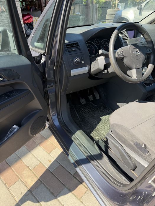 Opel Zafira - 1.9 TDI, 7 locuri