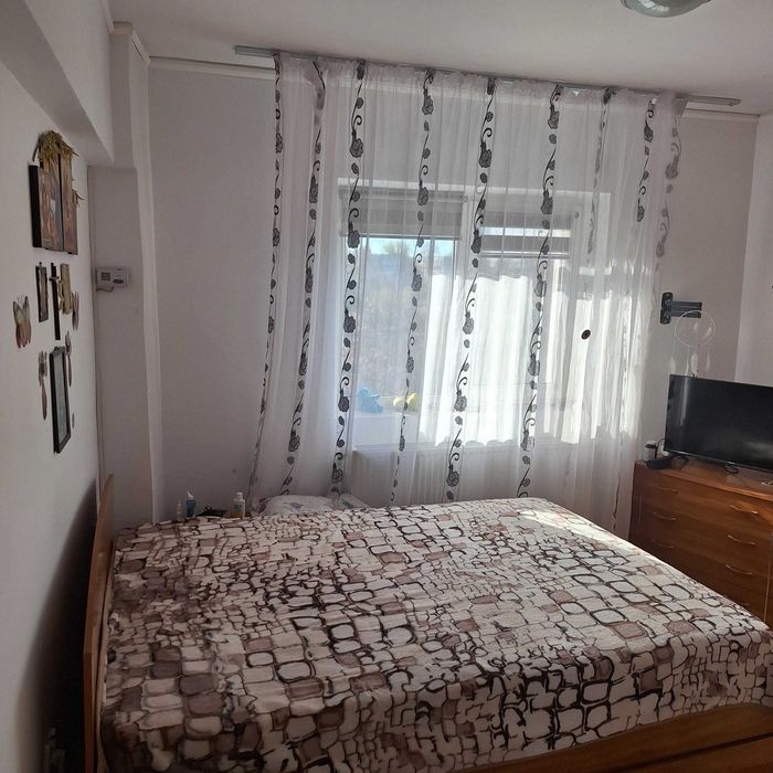 Proprietar vand apartament 2 camere!