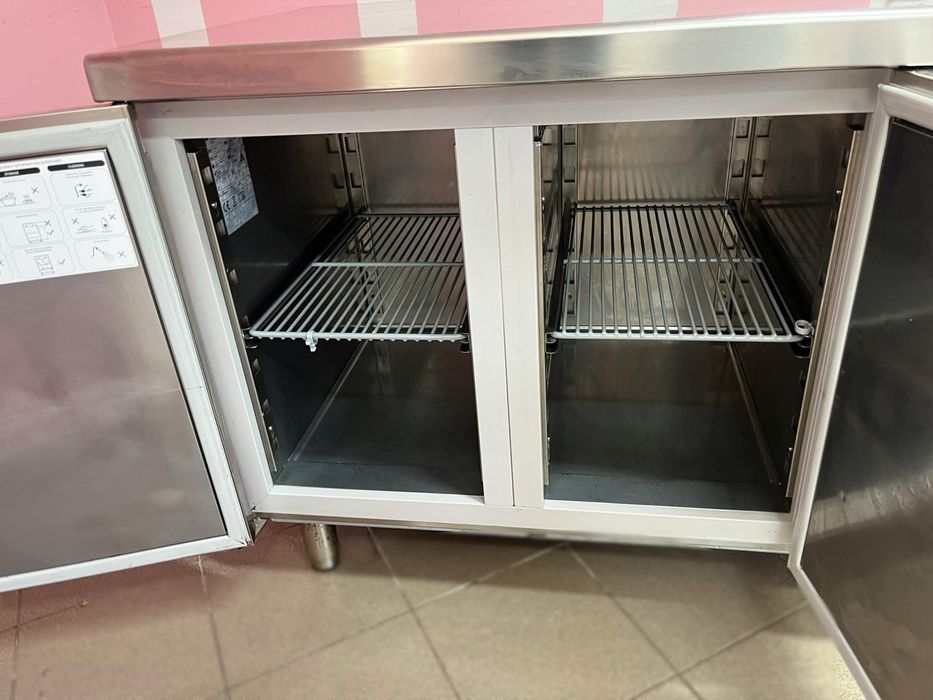 Masa rece MERCATUS  î 87 x Lu. 132 x A 70  1550€