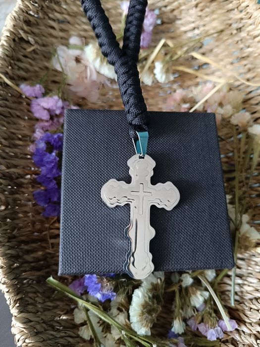 Мъжки плетени гердани