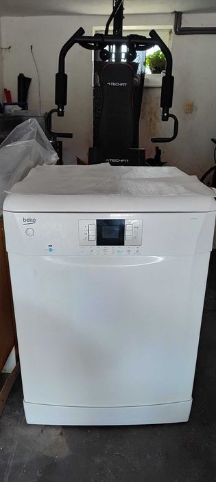 Masina de spalat vase Beko DFN 6833 latime 60cm