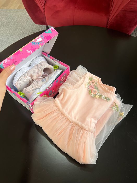 Бренд next нарядное платье 98-104, 3-4 года