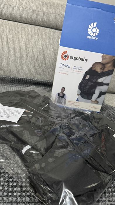 Ergobaby Omni Breeze