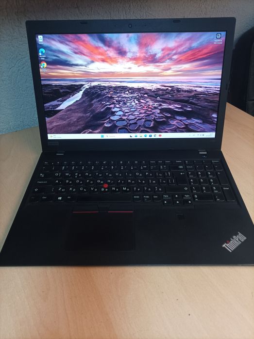 Продавам лаптоп Леново thinkpad K580
