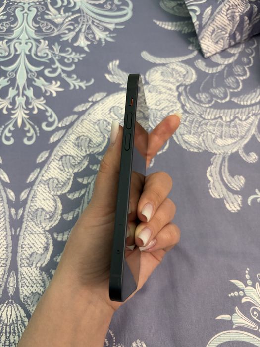 IPhone 12 black 64gb