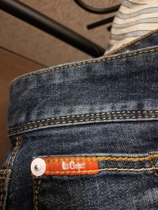 Джинсы тёмные синие. Lee Cooper.