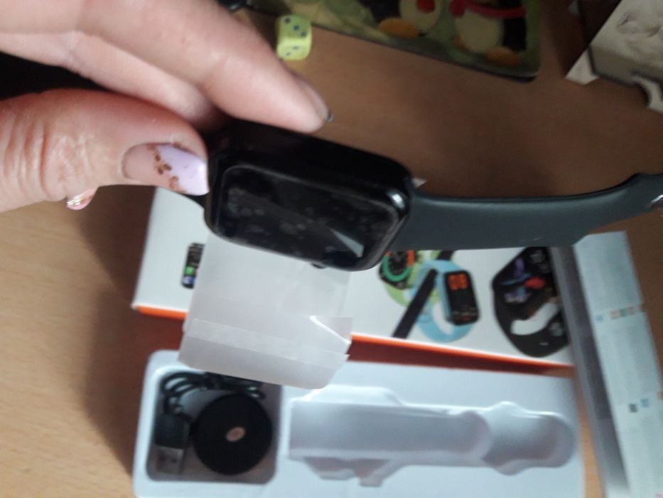 Смарт-часы. Р-н 17я Шк.