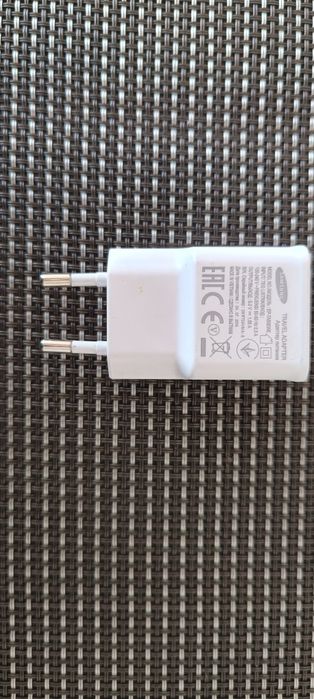 Продам адаптер Samsung белый