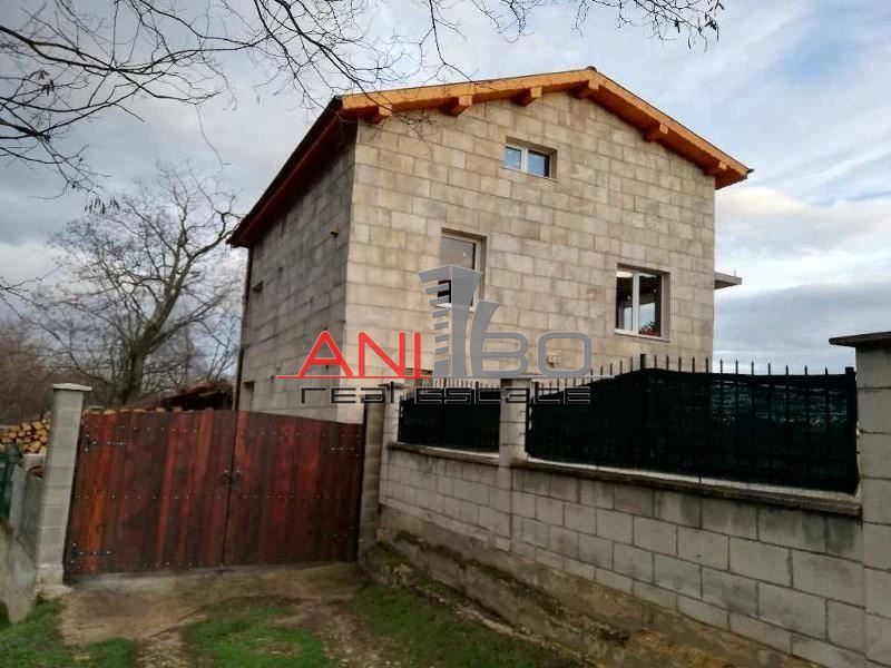 Продава се Къща в с. Близнаци, Област Варна - 240 кв.м за 771 €/кв.м - Снимка #10