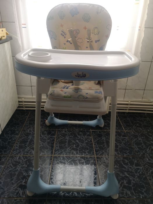 Scaun de masă Juju
