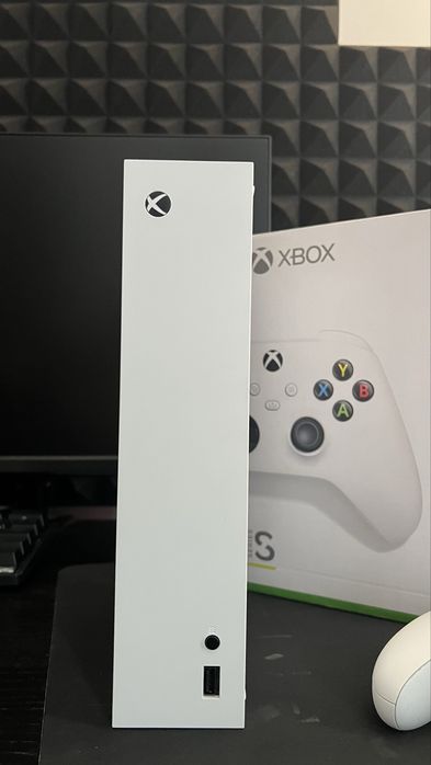 Xbox Series S конзола