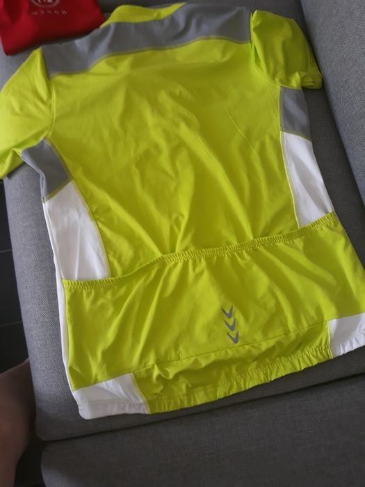 Diferite tricouri dama mar.L