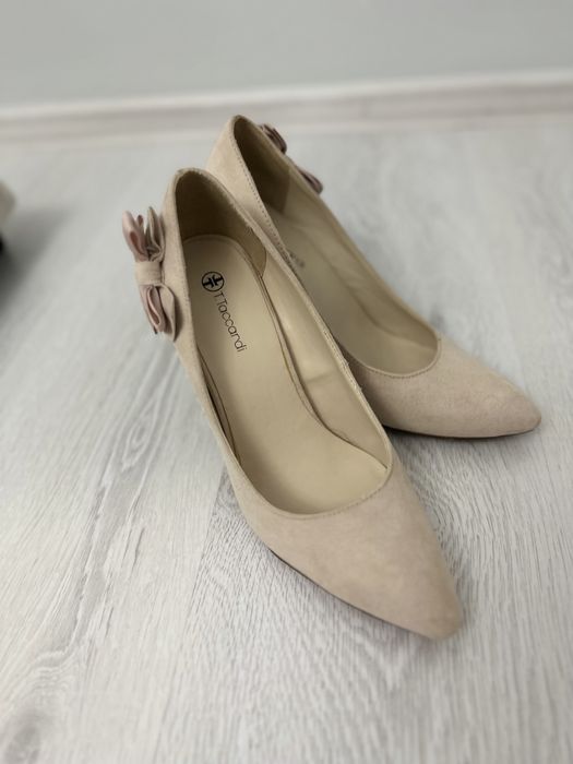 Разные женские обуви