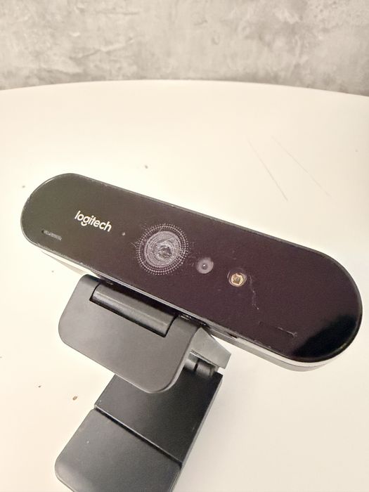 Microfon Blue Yeti + Camera Logitech Brio 4K