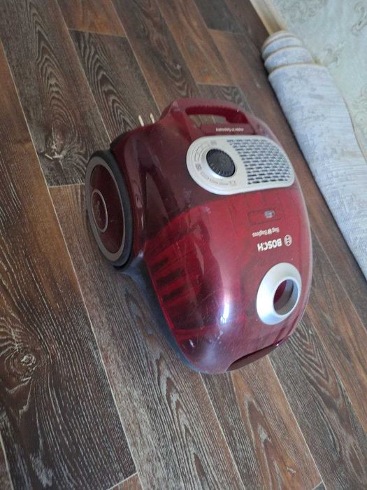 Пылесос Б\У рабочий