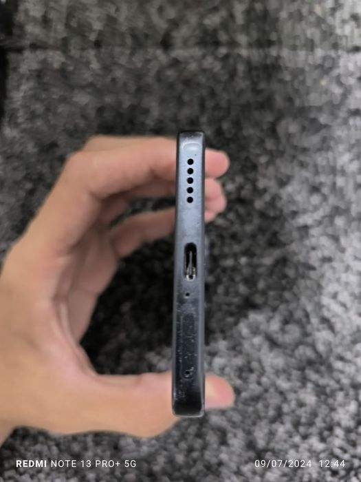 Xiaomi 12 lite 8/128 xolat yaxshi