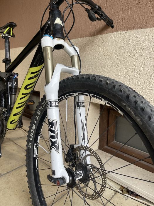 Vand bicicleta Canyon Nerve