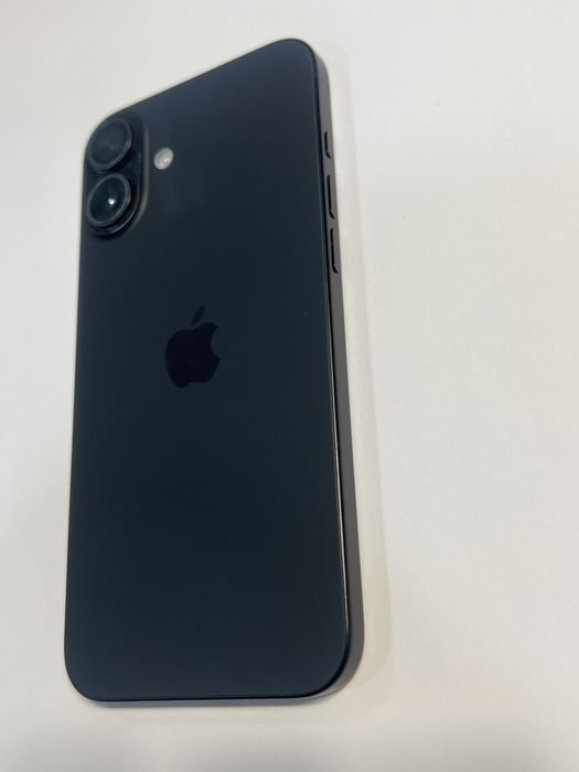 iPhone 16 PLUS de piese