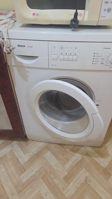 Продам стиральную машинку Bosch б/у