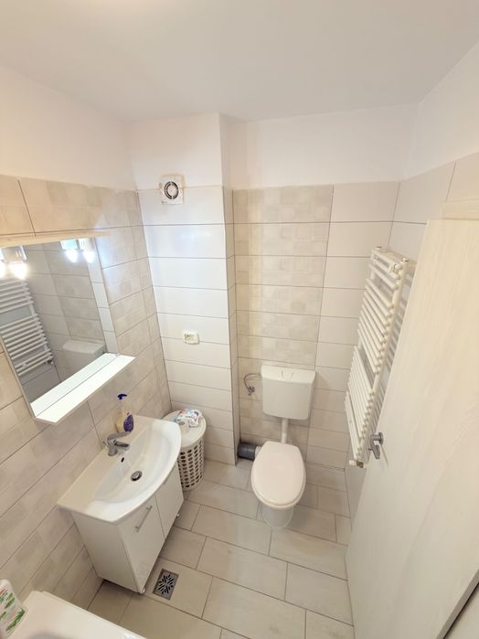 Garsonieră de închiriat