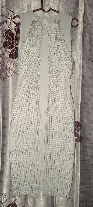 Платье вечернее белое