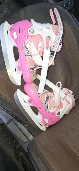 Продам коньки  размер 31-34