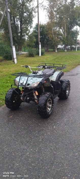 Квадроцикл на ходу 9.л.с