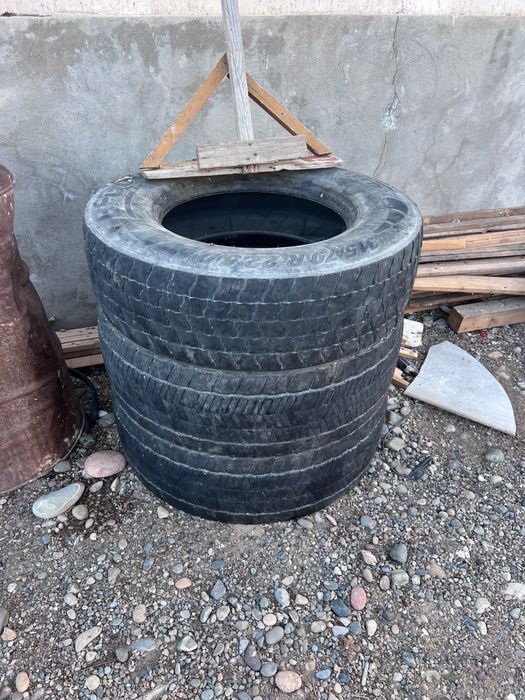 Продам шины от вольво не дорого