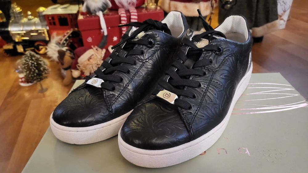 Pantofi sport ( adidasi) piele Bugatti