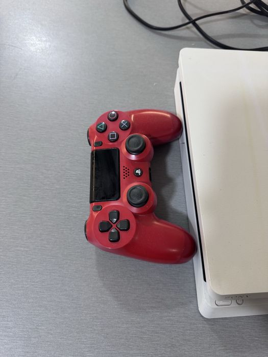 Плейстейшън 4 500gb