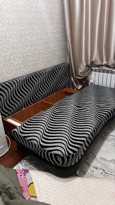 Тахта деревянная