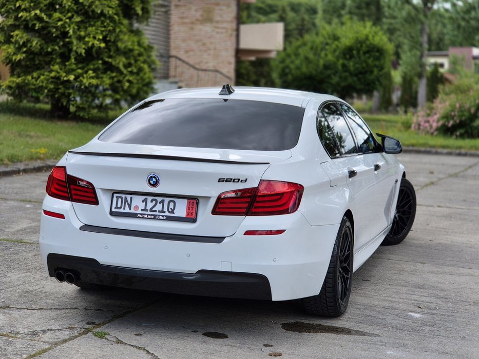 *Bmw 520 f10 M-packet 
*an fab.2012
*motor 2.0 d. C.p.184