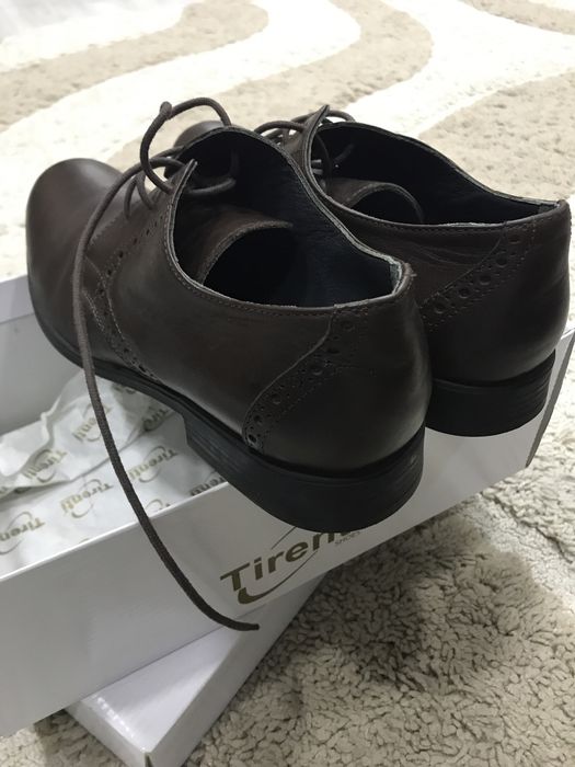 Продам туфли на мальчика