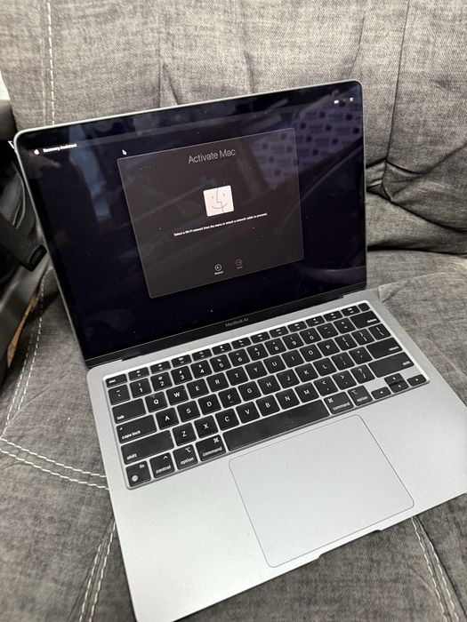 MacBook Air M1 256 gb