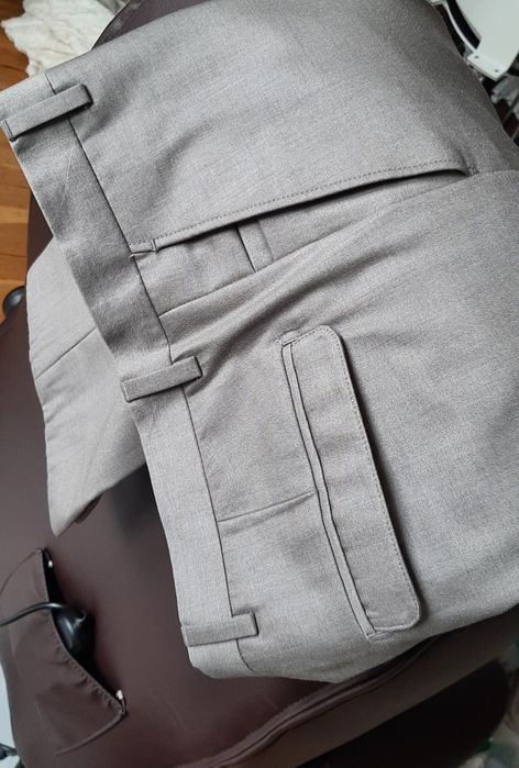 Costum elegant in 2  piese, impecabil, 100% lana, Marco Rinci Italia, 46