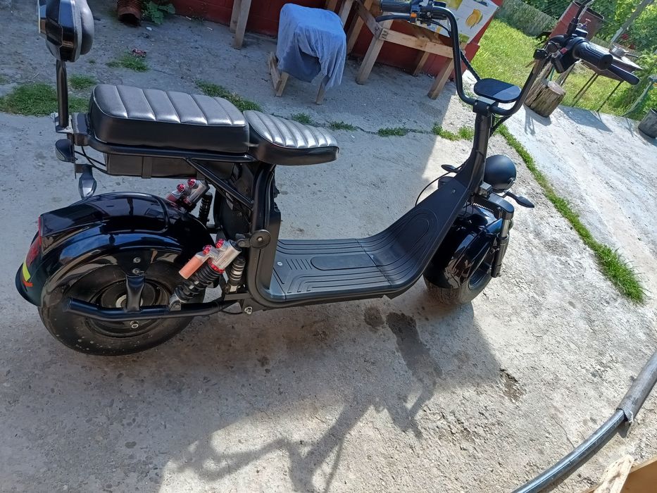 Vând scuter electric