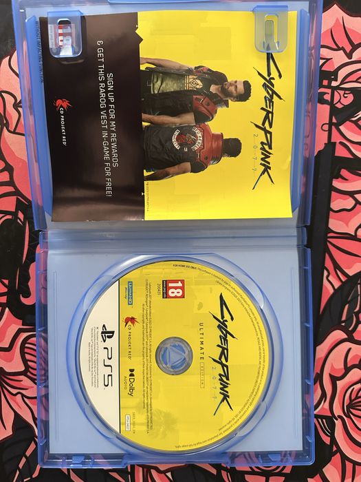 Диски на Пс 5 The Crew moterfest и Cyberpunk 2077 RUS