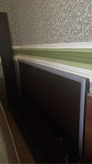 Продается спальный гарнитур