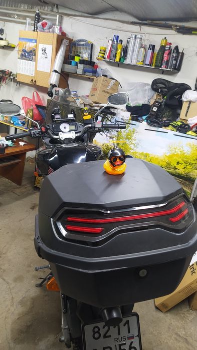 Светещо пате за кола – подарък 2 малки патенца