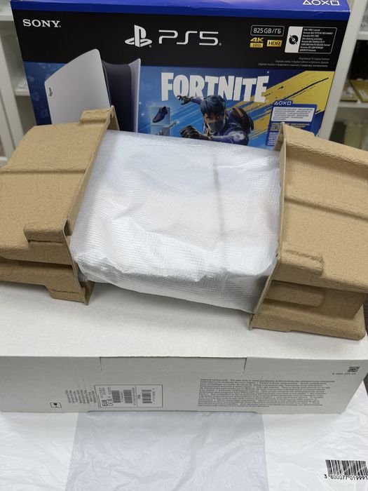 ***КАТО НОВ 825GB Playstation 5 DIGITAL Зора  Гаранция до 2028 г. White