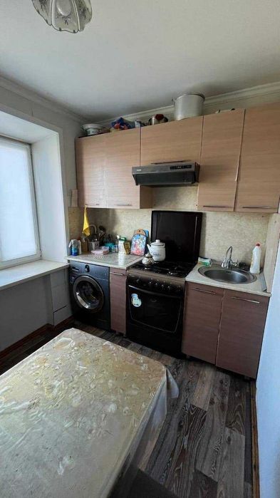 Продаётся трёхкомнатная квартира