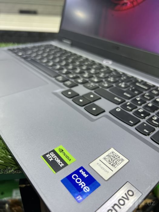 LENOVO LOQ 15 (i7-14700HX | 32GB DDR5 / 1TB SSD / RTX 4060 8GB)